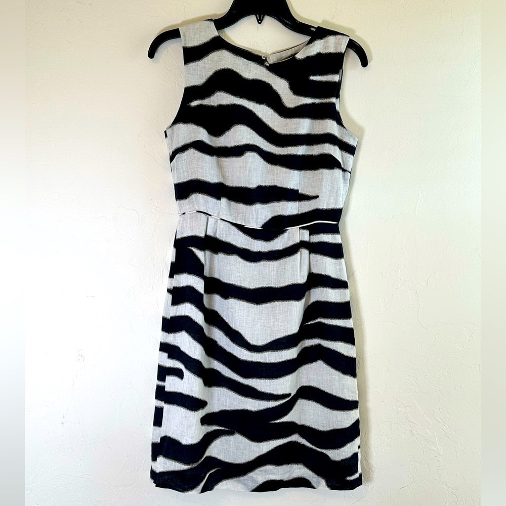 Banana Republic Zebra Print 100% Linen Career Back Zip Dress with Pleats Sz 4